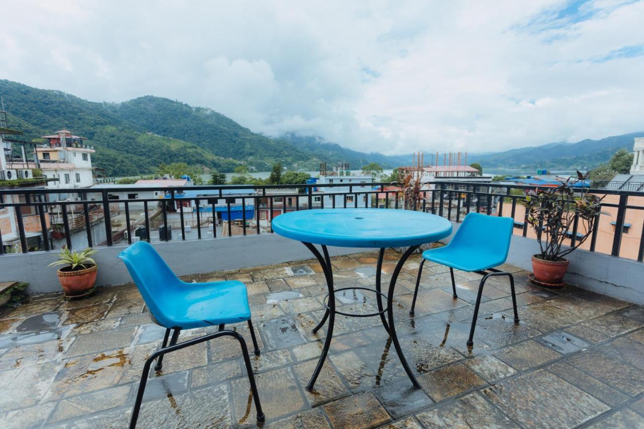 Hotel Tulsi Покхара Экстерьер фото